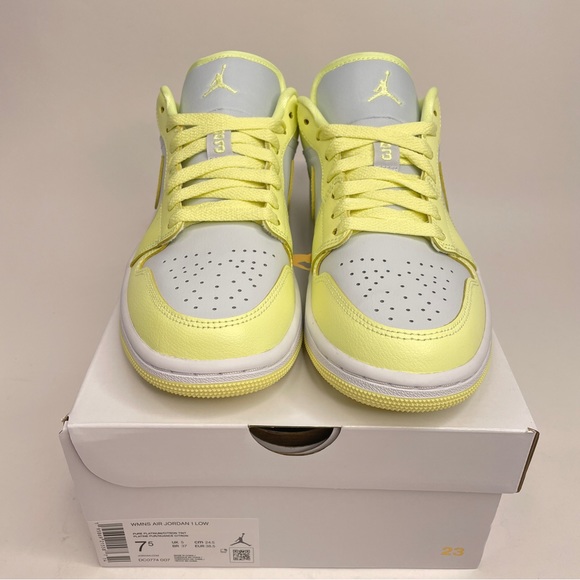 Nike Air Jordan 1 Retro Low WMNS “Lemonade” 2023 - Picture 2 of 4